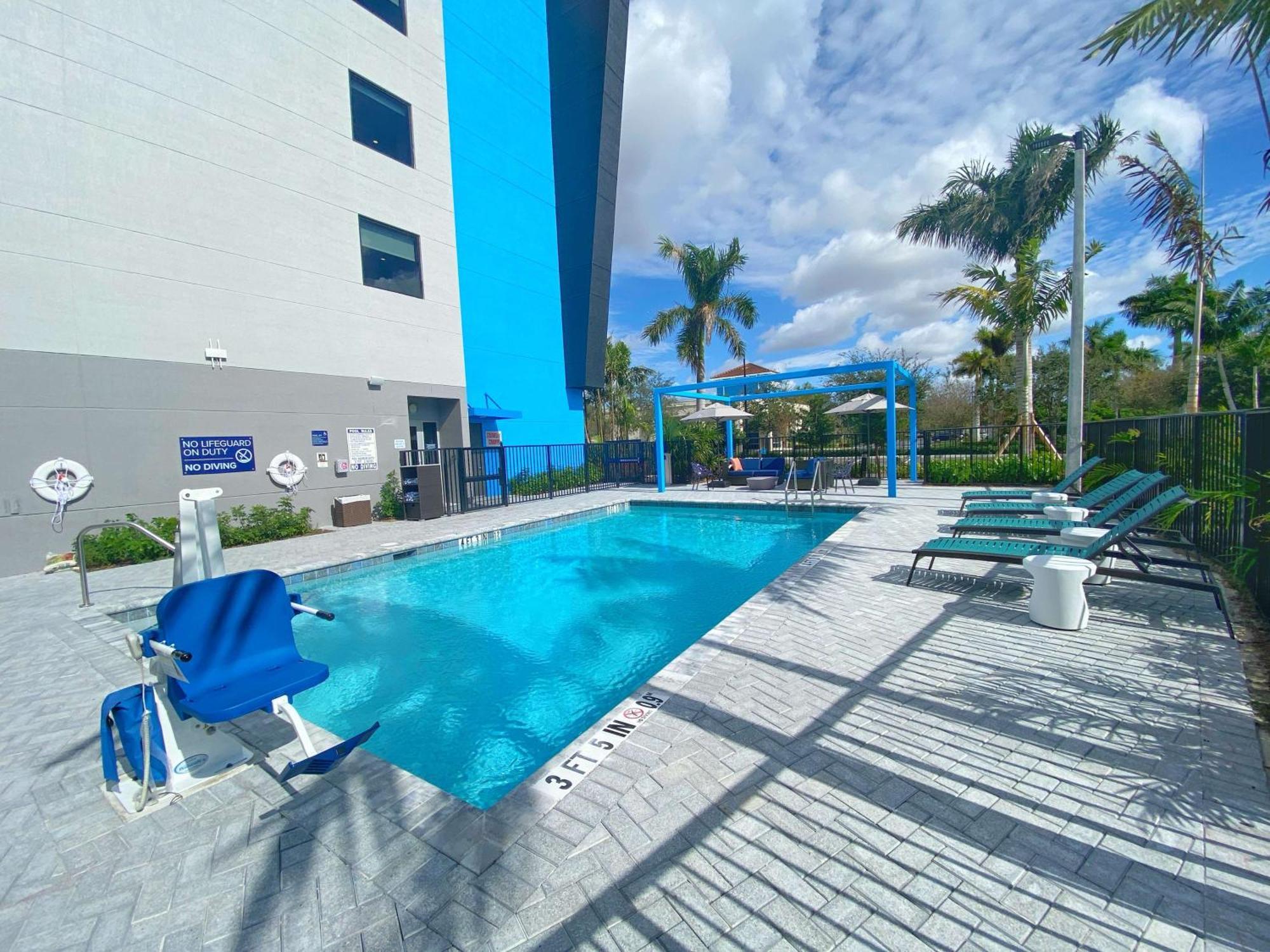 Hotel Tru By Hilton
